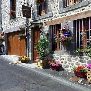 L'escale De Camille Murat (Cantal)